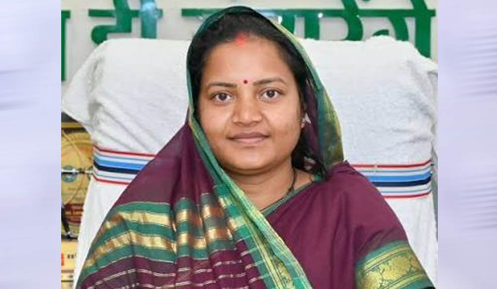 मंत्री लक्ष्मी राजवाड़े के प्रयासों से 97 गांवों में होगा विद्युत विस्तार मंत्री लक्ष्मी राजवाड़े के प्रयासों से 97 गांवों में होगा विद्युत विस्तार