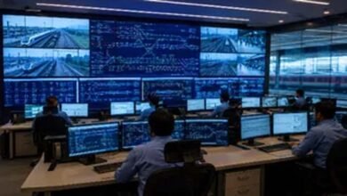 रांची रेल मंडल में बनेगा अत्याधुनिक कमांड सेंटर, स्मार्ट निगरानी से सुरक्षित होगा रेल संचालन रांची रेल मंडल में बनेगा अत्याधुनिक कमांड सेंटर, स्मार्ट निगरानी से सुरक्षित होगा रेल संचालन
