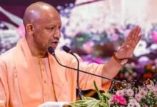 योगी सरकार का कोटेदारों को बड़ा तोहफा, कमीशन 90 से बढ़ाकर 125 रुपये प्रति कुंतल