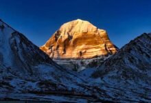 कैलाश पर्वत पर आज तक क्यों नहीं चढ़ पाया इंसान, जानें रहस्य और वजह