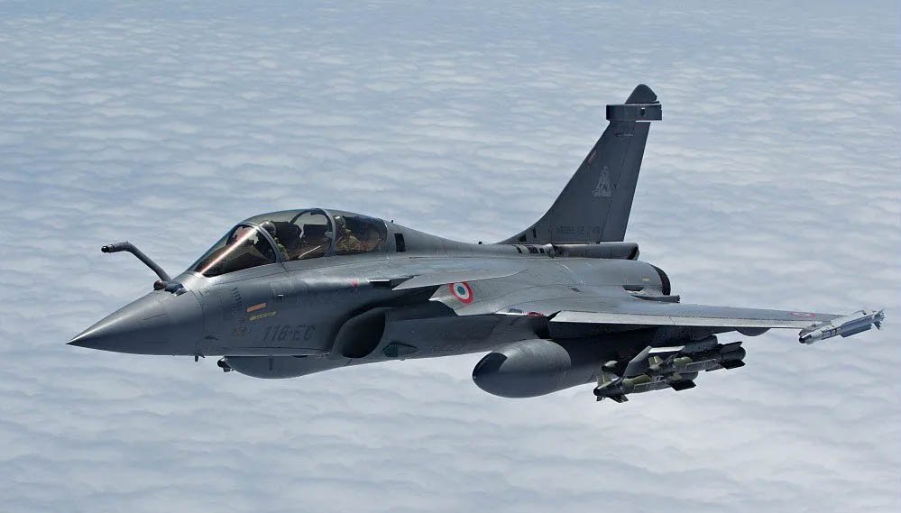 Defence Deal: F-35 और Su-57 नहीं, इस घातक फाइटर जेट पर आई बड़ी खुशखबरी; चीन-पाकिस्तान की बढ़ेगी टेंशन Defence Deal: F-35 और Su-57 नहीं, इस घातक फाइटर जेट पर आई बड़ी खुशखबरी; चीन-पाकिस्तान की बढ़ेगी टेंशन