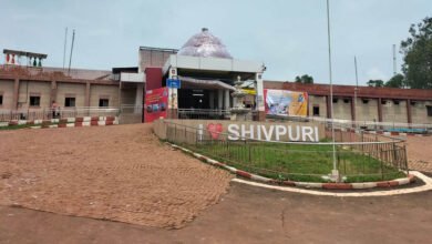 Amrit Bharat Station Scheme: 20 करोड़ से चमका शिवपुरी रेलवे स्टेशन, एयरपोर्ट जैसी हाईटेक सुविधाओं से हुआ लैस