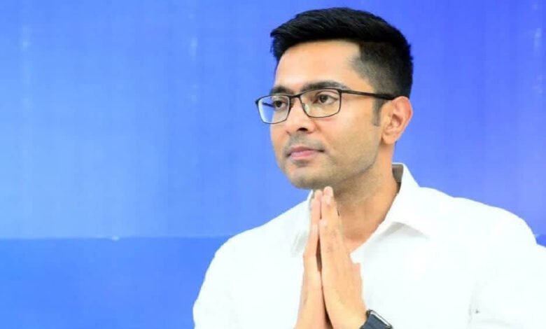 TMC सांसद अभिषेक बनर्जी ने हाईकोर्ट के फैसले को दी चुनौती, विदेश में इलाज का मामला TMC सांसद अभिषेक बनर्जी ने हाईकोर्ट के फैसले को दी चुनौती, विदेश में इलाज का मामला