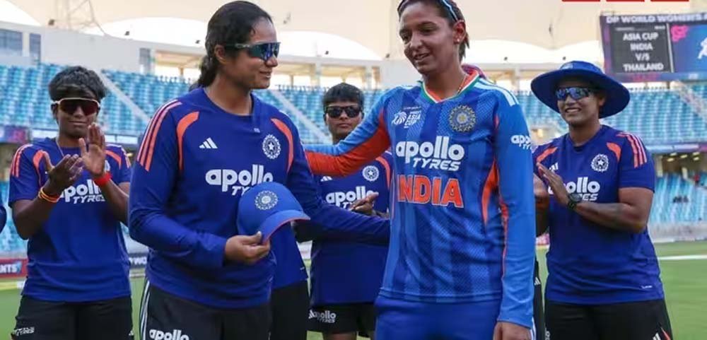 भारत-थाईलैंड मुकाबले में प्रतिका रावल की सरप्राइज एंट्री, T20I डेब्यू पर टिकीं निगाहें भारत-थाईलैंड मुकाबले में प्रतिका रावल की सरप्राइज एंट्री, T20I डेब्यू पर टिकीं निगाहें