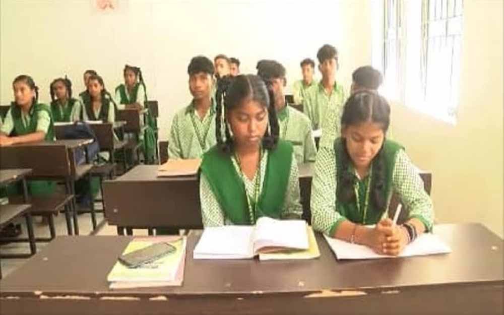 झारखंड के सरकारी स्कूलों में बच्चों को मिलेगी स्टूडेंट डायरी, शिक्षा और छात्रवृत्ति व्यवस्था में सुधार झारखंड के सरकारी स्कूलों में बच्चों को मिलेगी स्टूडेंट डायरी, शिक्षा और छात्रवृत्ति व्यवस्था में सुधार