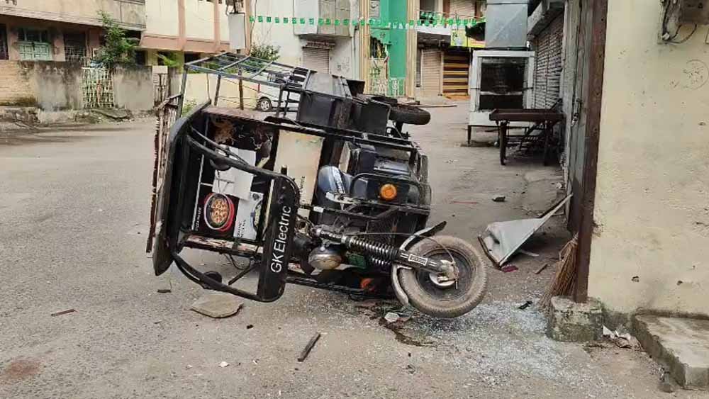 बिलासपुर में विवादित कमेंट पर बवाल, दो पक्षों में तनाव के बाद धारा 144 लागू बिलासपुर में विवादित कमेंट पर बवाल, दो पक्षों में तनाव के बाद धारा 144 लागू