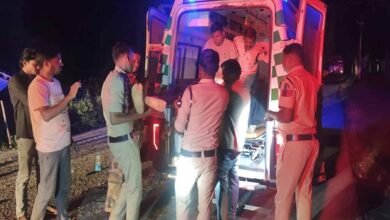 CG में भीषण सड़क हादसा, पिकअप और ट्रक की जोरदार भिड़ंत में 3 मजदूरों की मौत CG में भीषण सड़क हादसा, पिकअप और ट्रक की जोरदार भिड़ंत में 3 मजदूरों की मौत