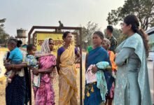 CG में बाढ़ से क्षतिग्रस्त पुलिया का कलेक्टर ने किया निरीक्षण, जल्द मरम्मत के दिए निर्देश