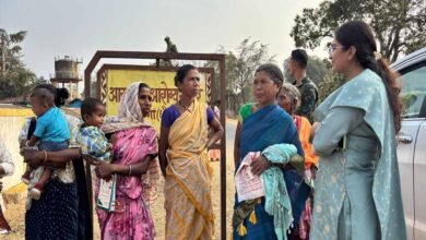 CG में बाढ़ से क्षतिग्रस्त पुलिया का कलेक्टर ने किया निरीक्षण, जल्द मरम्मत के दिए निर्देश CG में बाढ़ से क्षतिग्रस्त पुलिया का कलेक्टर ने किया निरीक्षण, जल्द मरम्मत के दिए निर्देश