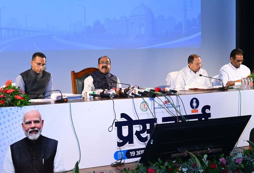 ”लोक निर्माण से छत्तीसगढ़ निर्माण” के मूलमंत्र के साथ अधोसंरचना विकास को दे रहे नई गति – अरुण साव ”लोक निर्माण से छत्तीसगढ़ निर्माण” के मूलमंत्र के साथ अधोसंरचना विकास को दे रहे नई गति – अरुण साव
