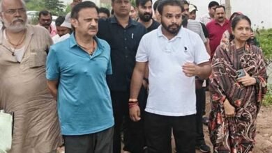 जलभराव प्रभावित क्षेत्रों में खुद पहुंचे उप मुख्यमंत्री  शुक्ल, 9 लोगों को कराया रेस्क्यू