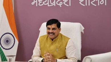कलश यात्रा जल संरक्षण और प्रकृति के प्रति अपनी जिम्मेदारी का भी संदेश देती है : मुख्यमंत्री डॉ. यादव कलश यात्रा जल संरक्षण और प्रकृति के प्रति अपनी जिम्मेदारी का भी संदेश देती है : मुख्यमंत्री डॉ. यादव