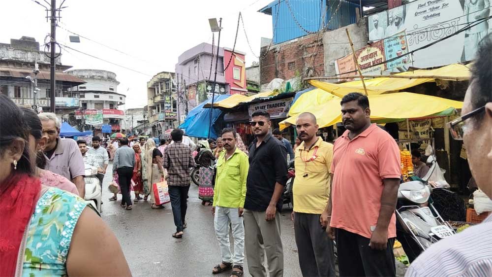 पर्वों के दौरान नागरिक सुविधा को सुदृढ़ बनाए रखने हेतु निगम प्रशासन मुस्तैद