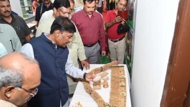 औषधि पौधों की खेती किसानों की आय बढ़ाने का प्रभावी माध्यम: वन मंत्री केदार कश्यप औषधि पौधों की खेती किसानों की आय बढ़ाने का प्रभावी माध्यम: वन मंत्री केदार कश्यप