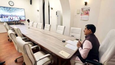 किसानों के लिए सहायक आय की व्यवस्था करना हमारा लक्ष्य : मुख्यमंत्री डॉ. यादव किसानों के लिए सहायक आय की व्यवस्था करना हमारा लक्ष्य : मुख्यमंत्री डॉ. यादव