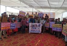 भोपाल में बिजली विभाग के हजारों आउटसोर्स कर्मचारियों का प्रदर्शन, संविदा दर्जा और ₹50 लाख बीमे की मांग