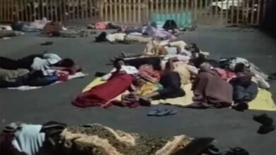बदनावर-टिमरवानी फोरलेन मुआवजे को लेकर किसानों का प्रदर्शन, खुले आसमान के नीचे गुजारी रात
