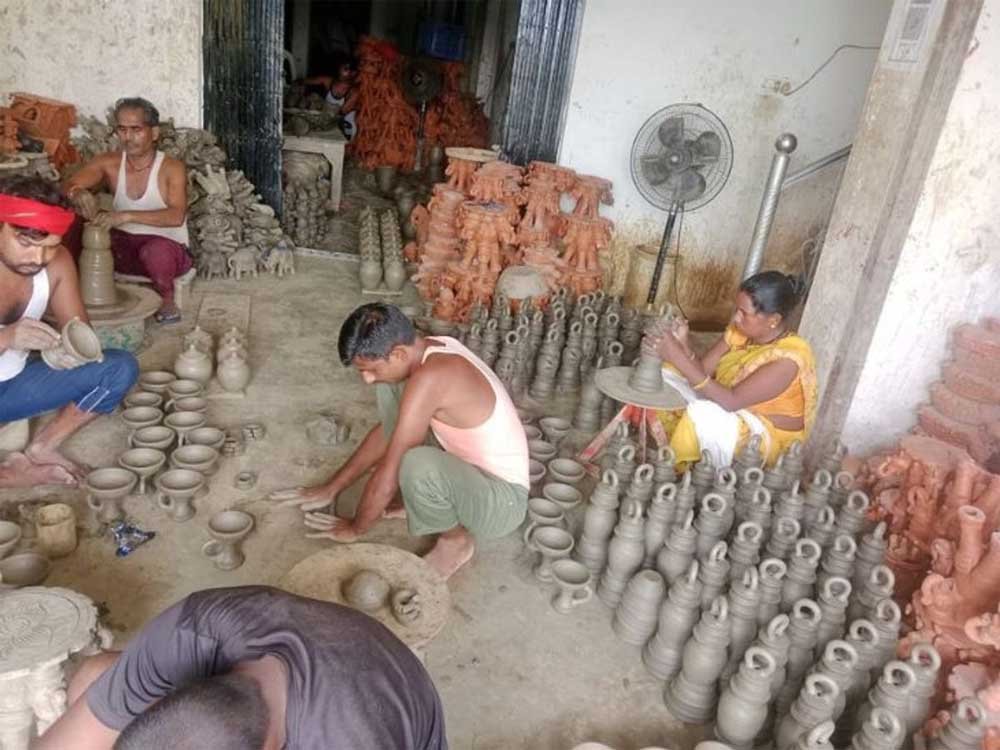 योगी सरकार की ओडीओपी योजना से बदली राजन की तकदीर, टेराकोटा ने दिलाई नई पहचान योगी सरकार की ओडीओपी योजना से बदली राजन की तकदीर, टेराकोटा ने दिलाई नई पहचान