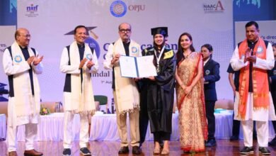 युवा ज्ञान, नवाचार और नैतिक मूल्यों से करें राष्ट्र निर्माण: राज्यपाल रमेन डेका का आह्वान युवा ज्ञान, नवाचार और नैतिक मूल्यों से करें राष्ट्र निर्माण: राज्यपाल रमेन डेका का आह्वान