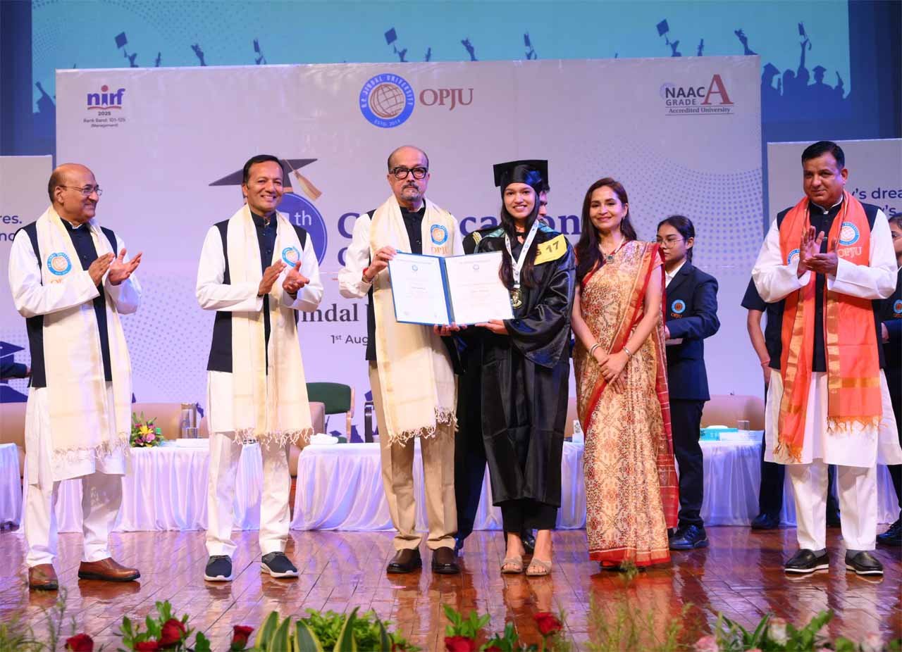 युवा ज्ञान, नवाचार और नैतिक मूल्यों से करें राष्ट्र निर्माण: राज्यपाल रमेन डेका का आह्वान युवा ज्ञान, नवाचार और नैतिक मूल्यों से करें राष्ट्र निर्माण: राज्यपाल रमेन डेका का आह्वान
