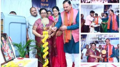 दीक्षारंभ समारोह में गूंजा बड़ा संदेश, लक्ष्य बड़ा रखें, समय और तकनीक के साथ खुद को बदलें दीक्षारंभ समारोह में गूंजा बड़ा संदेश, लक्ष्य बड़ा रखें, समय और तकनीक के साथ खुद को बदलें