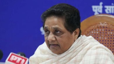 यूपी, उत्तराखंड और पंजाब में अकेले चुनाव लड़ेगी बसपा, मायावती का बड़ा ऐलान यूपी, उत्तराखंड और पंजाब में अकेले चुनाव लड़ेगी बसपा, मायावती का बड़ा ऐलान