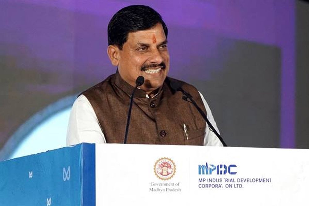 निवेश जुटाने दुबई जाएंगे CM मोहन यादव, जनवरी 2027 के GIS से पहले होगा मेगा रोड शो निवेश जुटाने दुबई जाएंगे CM मोहन यादव, जनवरी 2027 के GIS से पहले होगा मेगा रोड शो