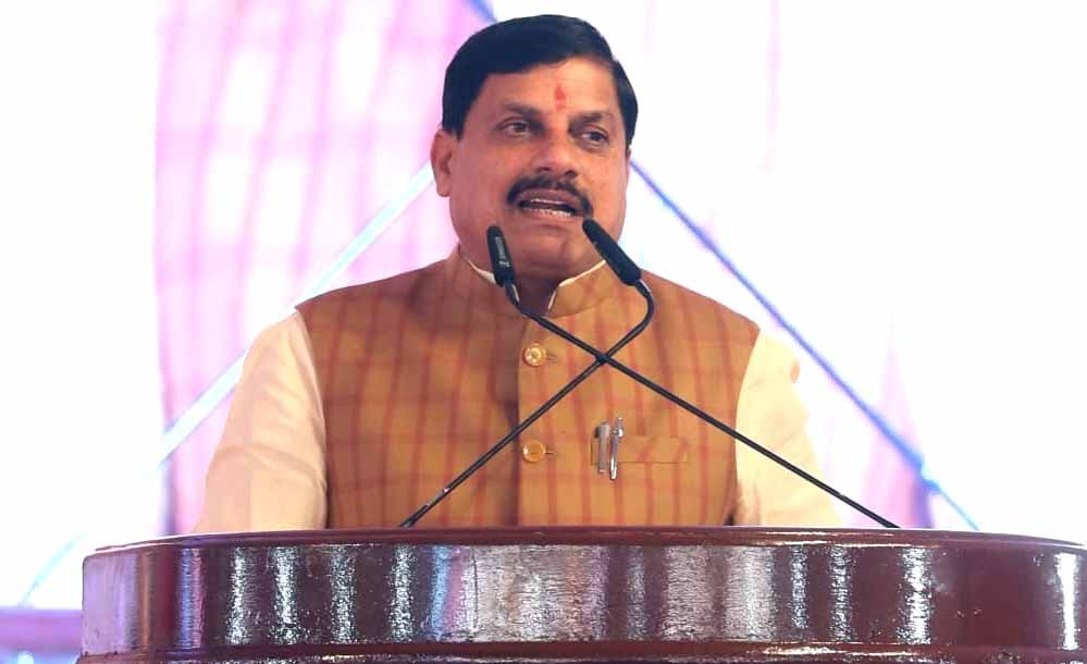 आतंकी नेटवर्क का सफाया, आतंकवाद के प्रति हमारी जीरो-टॉलरेंस का प्रमाण : मुख्यमंत्री डॉ. यादव आतंकी नेटवर्क का सफाया, आतंकवाद के प्रति हमारी जीरो-टॉलरेंस का प्रमाण : मुख्यमंत्री डॉ. यादव