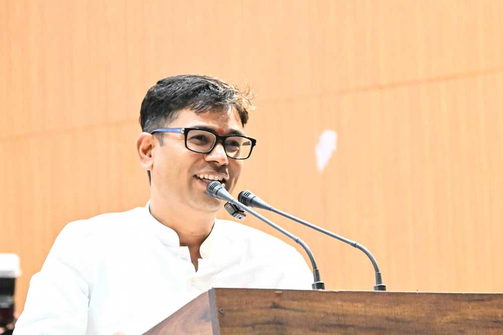 युवा अपने हौसलों को मजबूत करें और लक्ष्य हासिल करने निरंतर प्रयास करें : वित्त मंत्री ओ.पी. चौधरी युवा अपने हौसलों को मजबूत करें और लक्ष्य हासिल करने निरंतर प्रयास करें : वित्त मंत्री ओ.पी. चौधरी