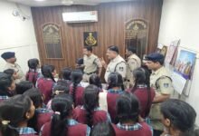 स्कूलों में कानून की पाठशाला, थानों में पुलिसिंग का प्रत्यक्ष अनुभव