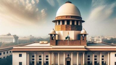 West Bengal SIR: वोटर लिस्ट से हटाए नामों की अपील पर धीमी सुनवाई से SC नाराज, चुनाव आयोग से मांगी रिपोर्ट West Bengal SIR: वोटर लिस्ट से हटाए नामों की अपील पर धीमी सुनवाई से SC नाराज, चुनाव आयोग से मांगी रिपोर्ट