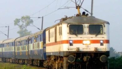 Railway Update: यात्रियों के लिए जरूरी खबर! 12 ट्रेनों के रूट में अस्थायी बदलाव, देखें डेट और स्टॉप Railway Update: यात्रियों के लिए जरूरी खबर! 12 ट्रेनों के रूट में अस्थायी बदलाव, देखें डेट और स्टॉप