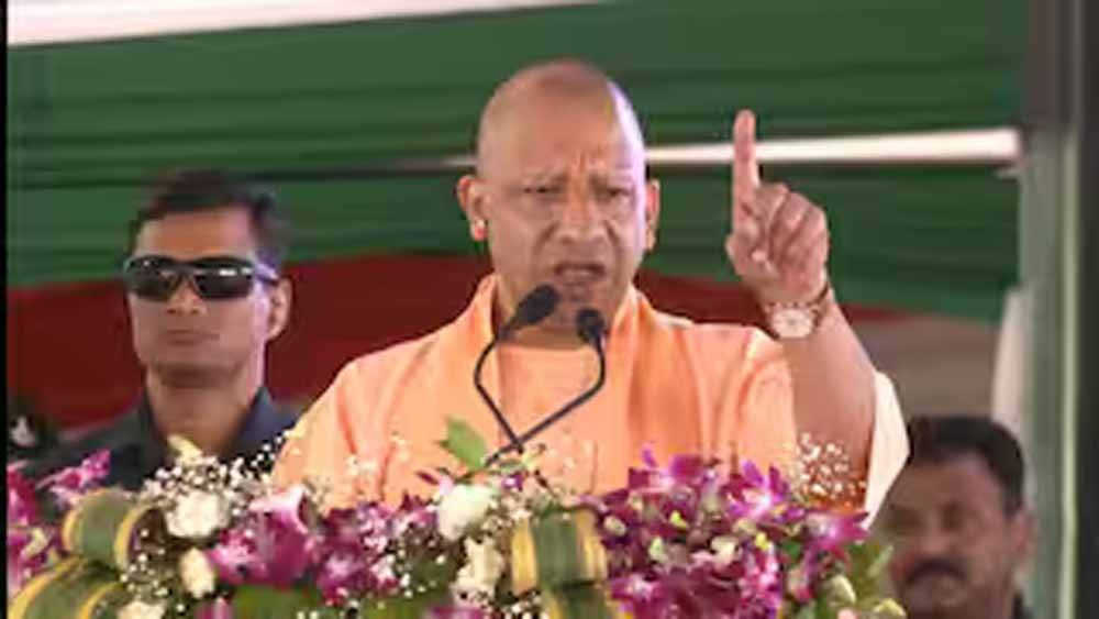 यूपी में चीनी संकट की खबरों को CM योगी ने किया खारिज, बोले- 28 लाख टन का स्टॉक मौजूद यूपी में चीनी संकट की खबरों को CM योगी ने किया खारिज, बोले- 28 लाख टन का स्टॉक मौजूद