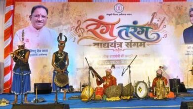 विलुप्त हो रहे लोक वाद्ययंत्रों को मिला नया जीवन विलुप्त हो रहे लोक वाद्ययंत्रों को मिला नया जीवन