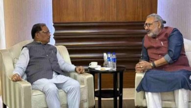छत्तीसगढ़ में टेक्सटाइल उद्योग को बढ़ावा देने पर मुख्यमंत्री साय की केंद्रीय मंत्री गिरिराज सिंह से मुलाकात
