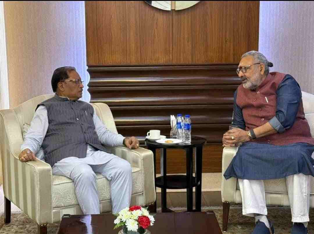 छत्तीसगढ़ में टेक्सटाइल उद्योग को बढ़ावा देने पर मुख्यमंत्री साय की केंद्रीय मंत्री गिरिराज सिंह से मुलाकात छत्तीसगढ़ में टेक्सटाइल उद्योग को बढ़ावा देने पर मुख्यमंत्री साय की केंद्रीय मंत्री गिरिराज सिंह से मुलाकात