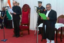 राज्यपाल डेका ने न्यायाधिपति कृष्न राम महापात्र को छत्तीसगढ़ उच्च न्यायालय के मुख्य न्यायाधीश पद की दिलाई शपथ