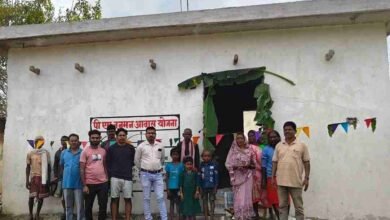 प्रधानमंत्री आवास योजना (ग्रामीण) के तहत हुआ भव्य सामूहिक गृह प्रवेश, नए घरों की चौखट पर खिले हितग्राहियों के चेहरे प्रधानमंत्री आवास योजना (ग्रामीण) के तहत हुआ भव्य सामूहिक गृह प्रवेश, नए घरों की चौखट पर खिले हितग्राहियों के चेहरे