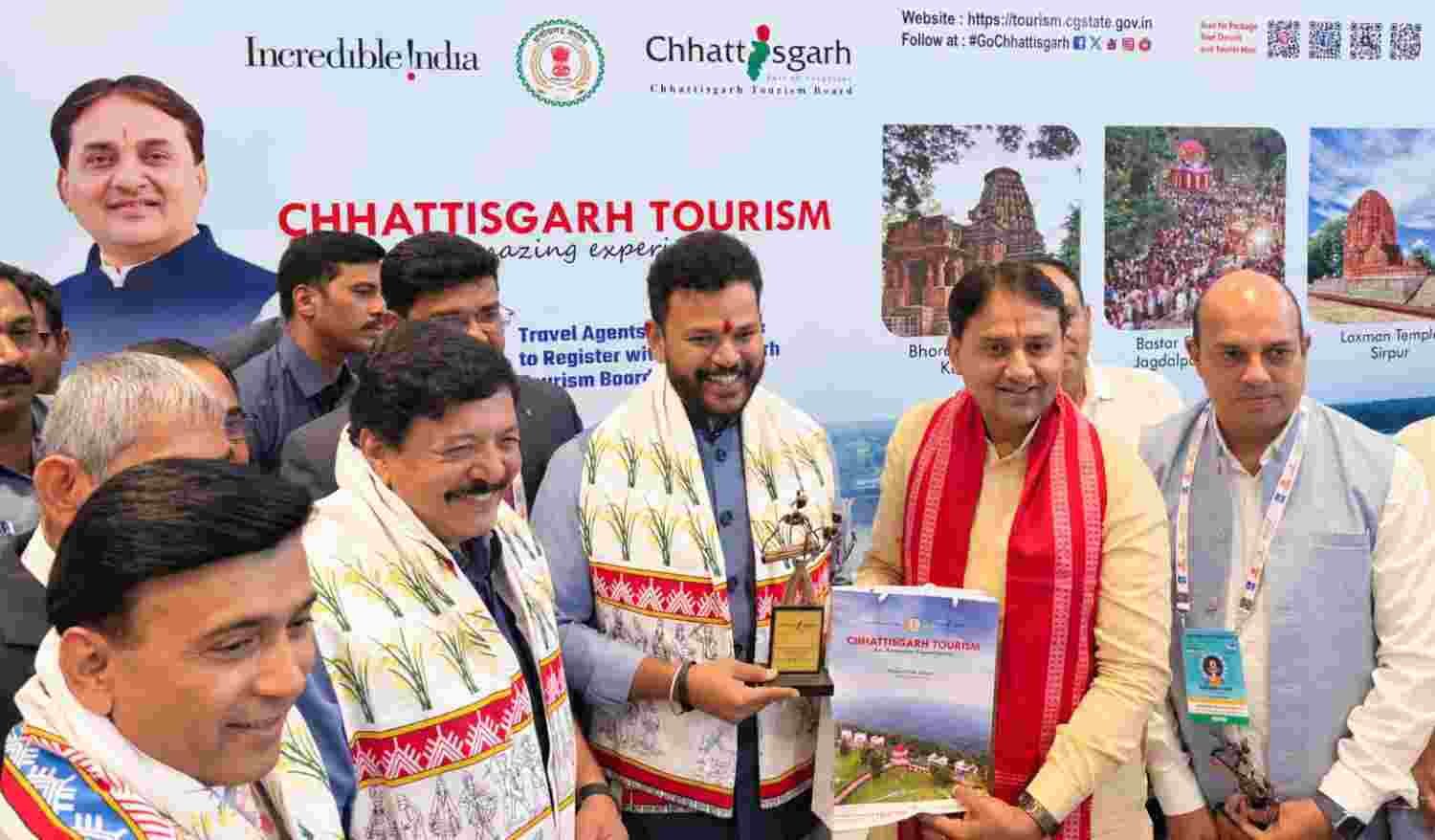 राष्ट्रीय पर्यटन मंच पर छत्तीसगढ़ की गूंज, देश-दुनिया के सामने खुली पर्यटन संभावनाओं की नई राह राष्ट्रीय पर्यटन मंच पर छत्तीसगढ़ की गूंज, देश-दुनिया के सामने खुली पर्यटन संभावनाओं की नई राह