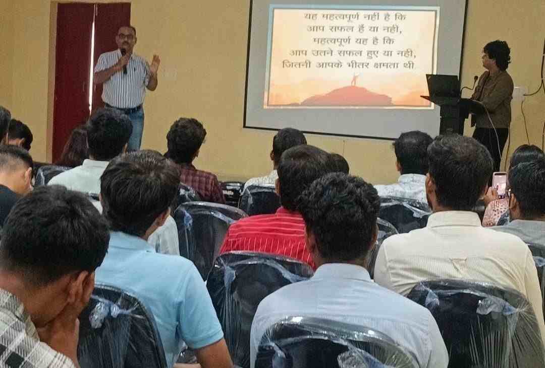 आत्मविश्वास, अनुशासन, सकारात्मक सोच और समय का प्रभावी प्रबंधन सफलता के महत्वपूर्ण आधार हैं-विकास नशीने आत्मविश्वास, अनुशासन, सकारात्मक सोच और समय का प्रभावी प्रबंधन सफलता के महत्वपूर्ण आधार हैं-विकास नशीने