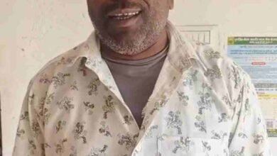 प्रधानमंत्री फसल बीमा योजना से किसान तरुण चंदेल को मिला 28 हजार रुपए का आर्थिक संबल प्रधानमंत्री फसल बीमा योजना से किसान तरुण चंदेल को मिला 28 हजार रुपए का आर्थिक संबल