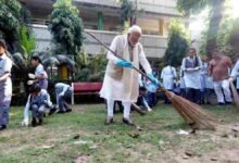 सेवा और योगदान से सामाजिक सरोकार