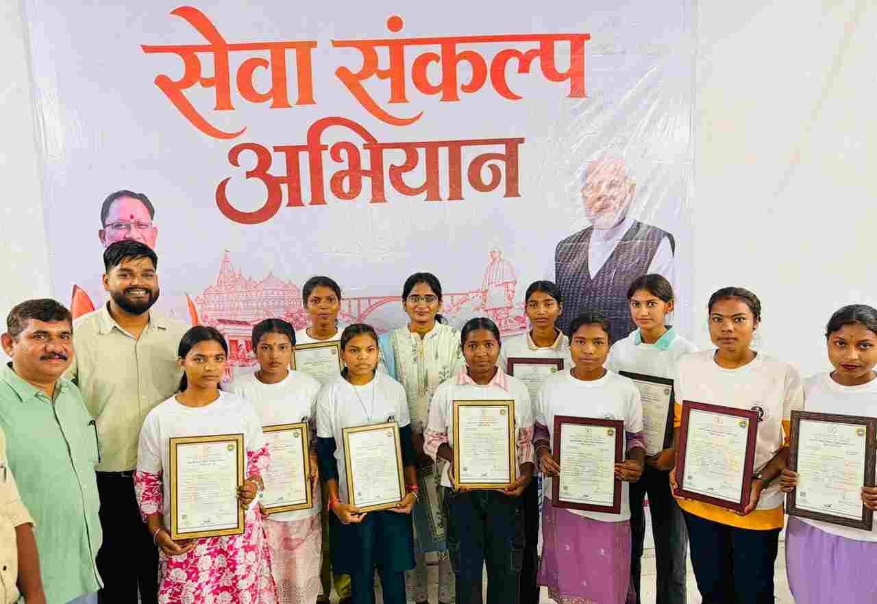 सेवा संकल्प अभियान के तहत रोजगार मेले में युवाओं को मिला रोजगार का अवसर सेवा संकल्प अभियान के तहत रोजगार मेले में युवाओं को मिला रोजगार का अवसर