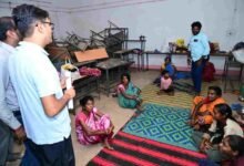 बाढ़ की मुश्किल घड़ी में अपनों के बीच पहुंचे वित्त मंत्री ओ.पी. चौधरी