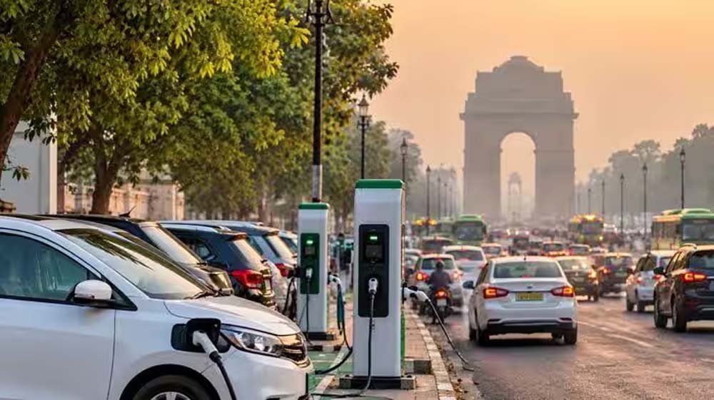 दिल्ली में 1 नवंबर से दोगुना होगा पार्किंग शुल्क, EV वालों को मिलेगी छूट दिल्ली में 1 नवंबर से दोगुना होगा पार्किंग शुल्क, EV वालों को मिलेगी छूट