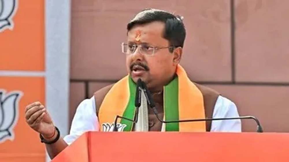 मेरठ में BJP अध्यक्ष नितिन नवीन का युवाओं को संदेश, बोले- रील नहीं रियल में जिएं मेरठ में BJP अध्यक्ष नितिन नवीन का युवाओं को संदेश, बोले- रील नहीं रियल में जिएं