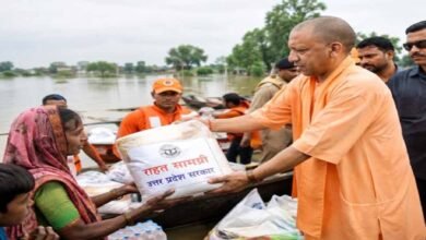 योगी सरकार का बाढ़ राहत अभियान जारी, 21,333 लोग सुरक्षित स्थानों पर पहुंचाया, अब तक जनहानि शून्य योगी सरकार का बाढ़ राहत अभियान जारी, 21,333 लोग सुरक्षित स्थानों पर पहुंचाया, अब तक जनहानि शून्य