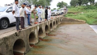 प्रदूषित जल के प्रभाव एवं समाधान के लिए कलेक्टर-एसपी ने किया मेघनगर क्षेत्र का निरीक्षण प्रदूषित जल के प्रभाव एवं समाधान के लिए कलेक्टर-एसपी ने किया मेघनगर क्षेत्र का निरीक्षण