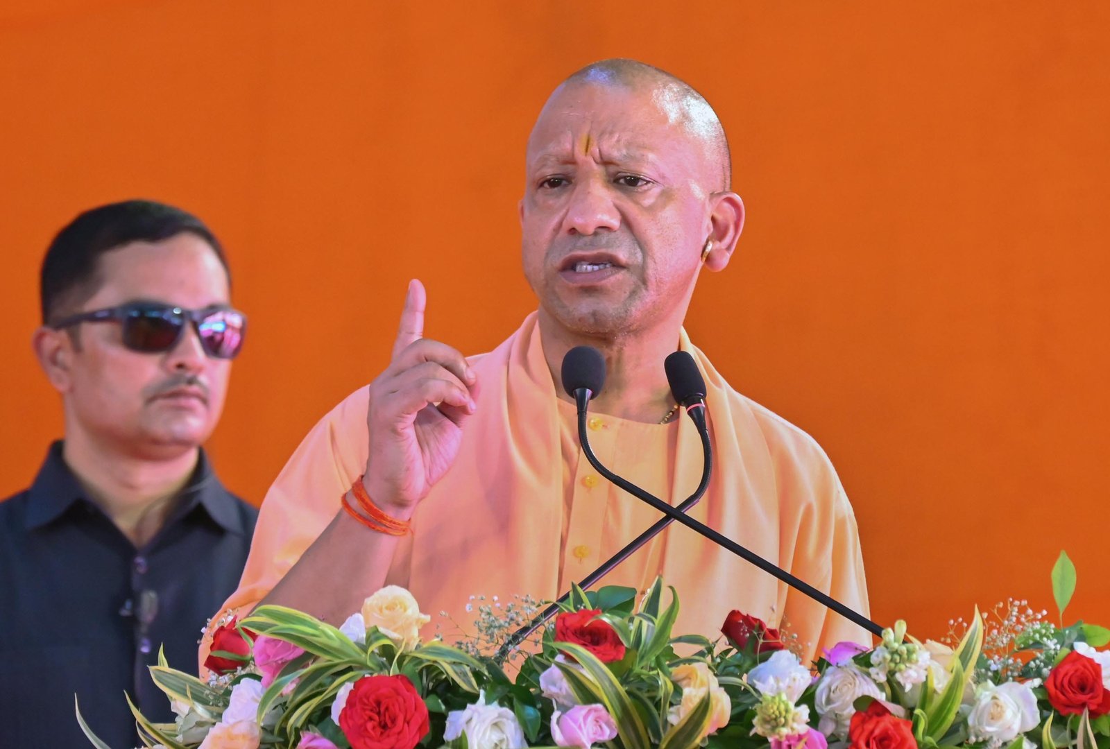 योगी सरकार की बड़ी पहल: सर्वोदय विद्यालयों के 3 हजार से अधिक विद्यार्थियों को पढ़ाई के साथ मिलेगा हुनर योगी सरकार की बड़ी पहल: सर्वोदय विद्यालयों के 3 हजार से अधिक विद्यार्थियों को पढ़ाई के साथ मिलेगा हुनर