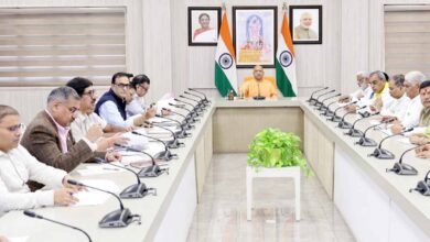 बारिश से खराब सड़कों को तत्काल मोटरेबल बनाएं, बरसात के बाद नवीनीकरण भी हो: मुख्यमंत्री बारिश से खराब सड़कों को तत्काल मोटरेबल बनाएं, बरसात के बाद नवीनीकरण भी हो: मुख्यमंत्री